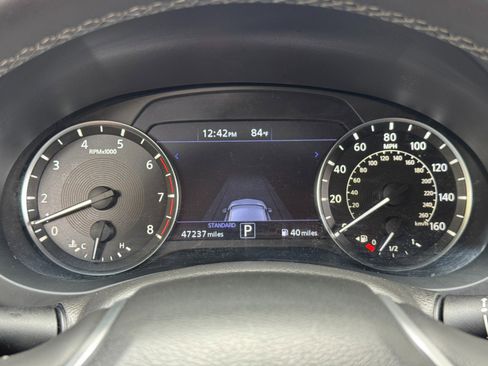 Used 2022 INFINITI QX50 Luxe FWD image 18