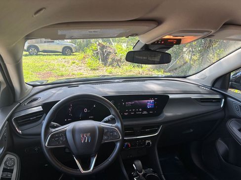 Used 2025 Buick Encore GX Preferred FWD image 34
