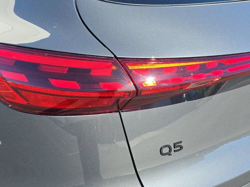 Certified 2025 Audi Q5 Premium w/ Premium Plus AWD/4WD image 35