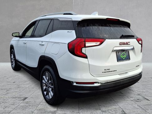 Certified 2022 GMC Terrain SLT w/ Infotainment Package II AWD/4WD image 7