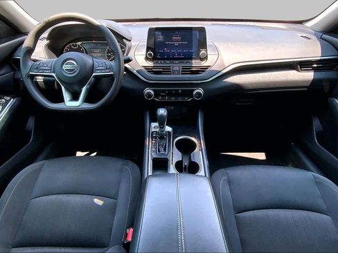 Used 2021 Nissan Altima 2.5 SV FWD image 15