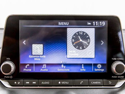 Used 2021 Nissan Sentra SR w/ SR Premium Package FWD image 22