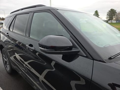 Used 2025 Ford Explorer ST w/ Sun And Sound Package AWD/4WD image 5