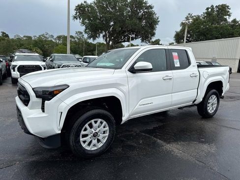 New 2024 Toyota Tacoma SR5 w/ SR5 Upgrade Package image 4