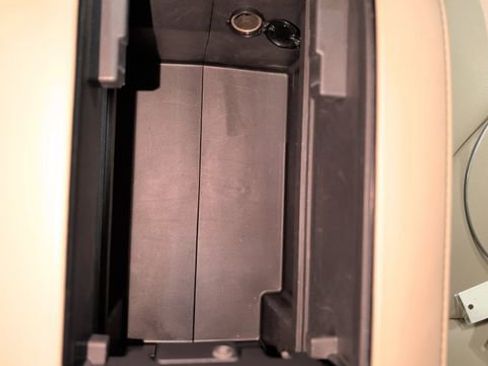 Used 2021 Toyota Highlander XLE image 22