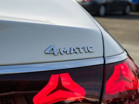 Certified 2025 Mercedes-Benz E 350 4MATIC Sedan image 8