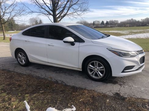 Used 2018 Chevrolet Cruze LT image 7