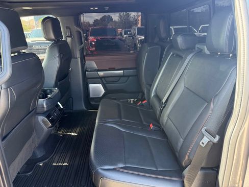 Used 2022 Ford F150 Lariat w/ Equipment Group 502A High AWD/4WD image 23