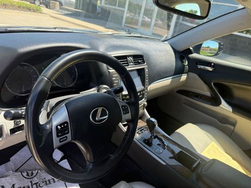 Used 2013 Lexus IS 250 w/ Premium Pkg Value Edition RWD image 11