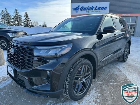 New 2026 Ford Explorer ST-Line w/ ST-Line Street Pack AWD/4WD image 1
