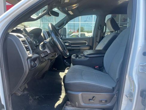 Used 2024 RAM 3500 Big Horn image 17