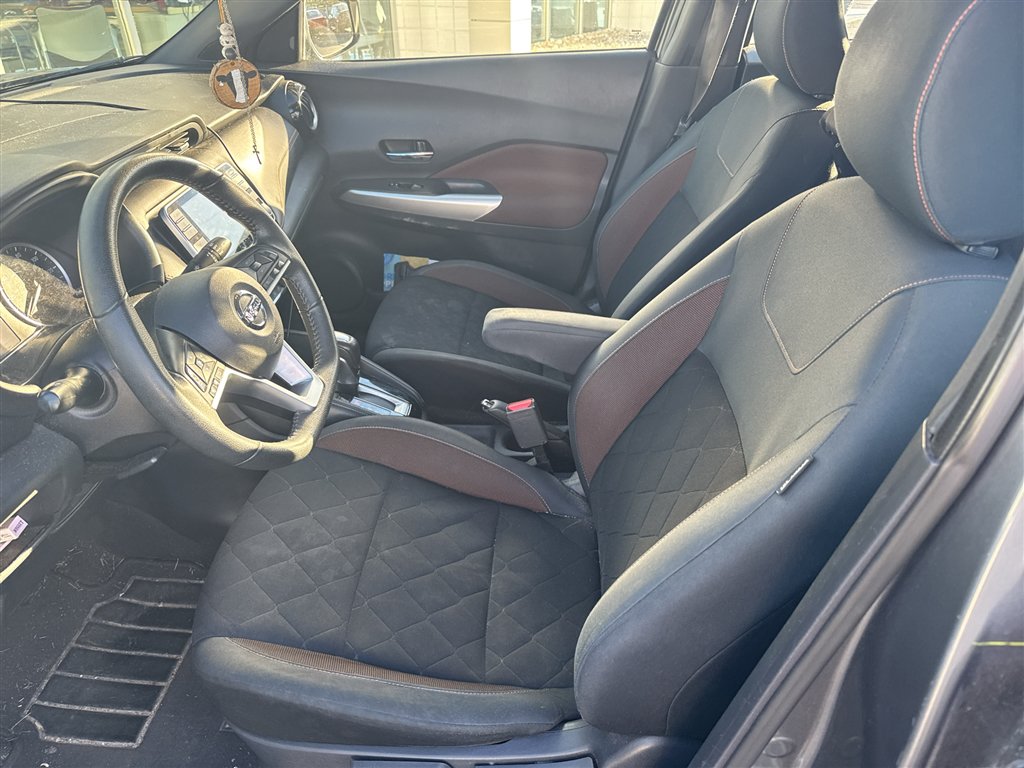 Used 2020 Nissan Kicks SR FWD image 7