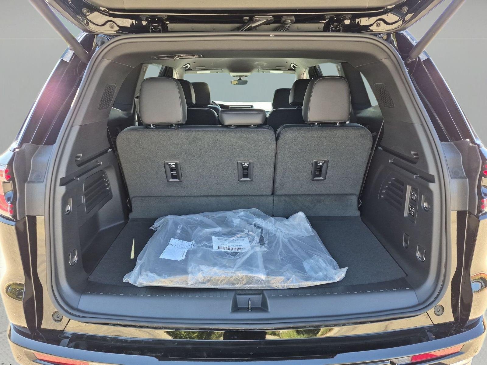 New 2026 GMC Acadia Denali w/ Super Cruise Package FWD image 25