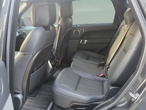 Used 2020 Land Rover Range Rover Sport HSE image 11