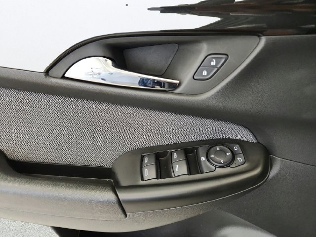 Used 2025 Chevrolet TrailBlazer LT AWD/4WD image 19