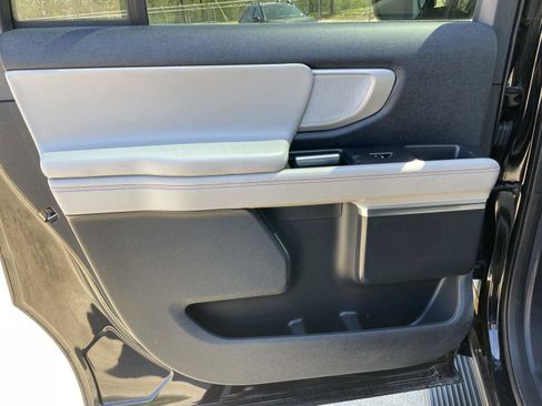 Used 2025 Ford Expedition Max Active image 42