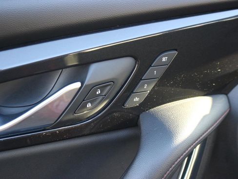 Used 2020 Chevrolet Blazer RS image 14