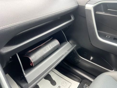 Used 2022 Toyota RAV4 LE image 29