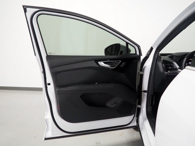Used 2023 Audi Q4 e-tron Premium Plus w/ Premium Plus RWD image 49