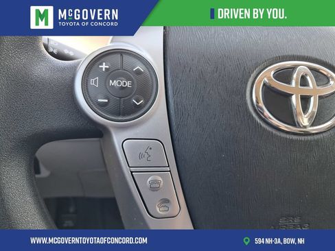 Used 2017 Toyota Prius V Three FWD image 20