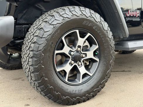 Used 2021 Jeep Wrangler Rubicon w/ LED Lighting Group image 21
