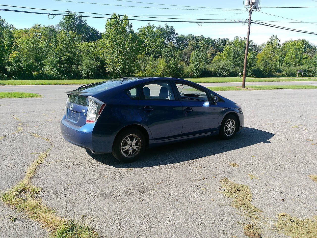 Used 2010 Toyota Prius Three FWD image 5