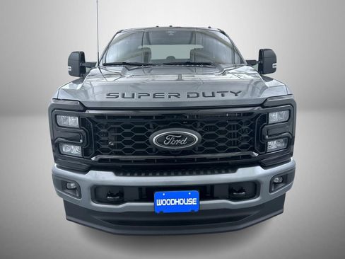 Used 2025 Ford F350 Lariat w/ Black Appearance Package AWD/4WD image 2