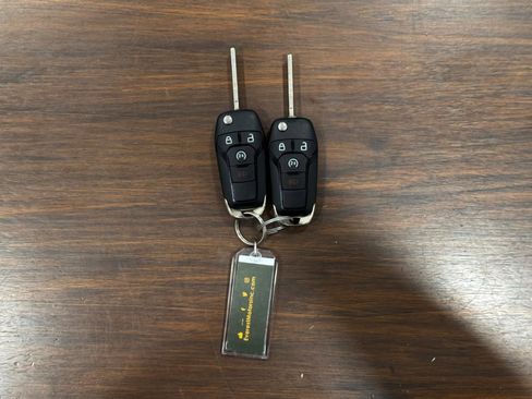 Used 2024 Ford F350 XL image 65