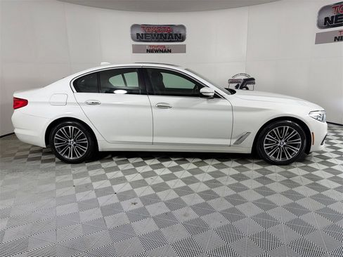 Used 2017 BMW 530i xDrive 530i xDrive image 4