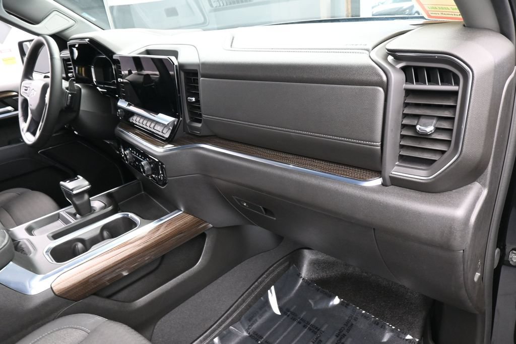 Used 2024 Chevrolet Silverado 1500 RST RWD image 41