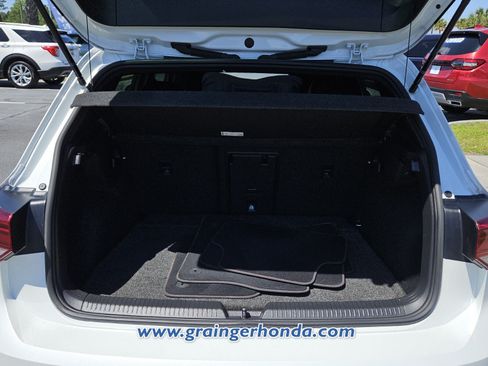 Used 2022 Volkswagen GTI SE FWD image 13