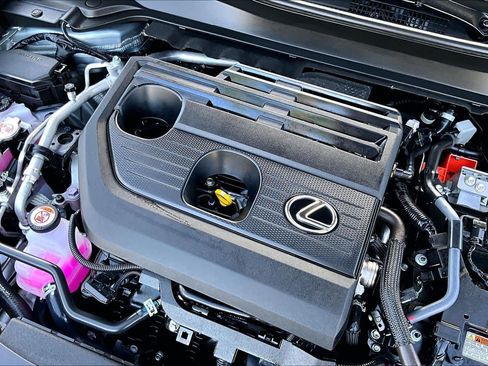 Used 2026 Lexus UX 300h FWD w/ Accessory Package (Z2) image 31