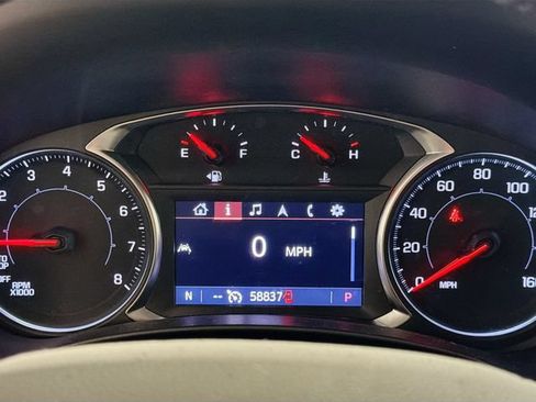 Certified 2022 GMC Terrain SLT w/ LPO, Roadside Safety Package AWD/4WD image 11