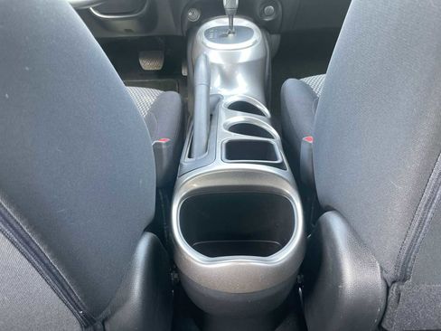 Used 2016 Nissan Juke S image 21