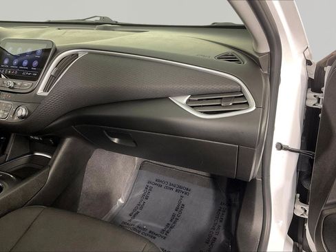 Used 2023 Chevrolet Malibu LT FWD image 25