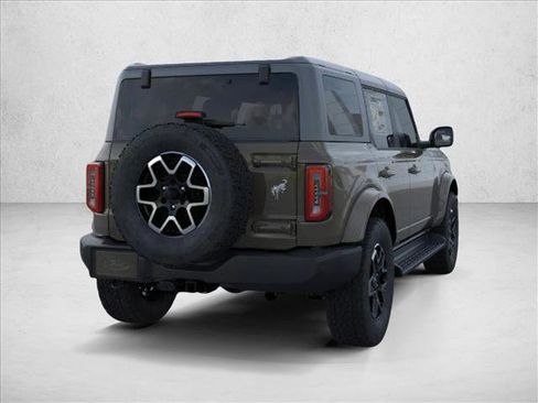 New 2025 Ford Bronco Outer Banks image 8