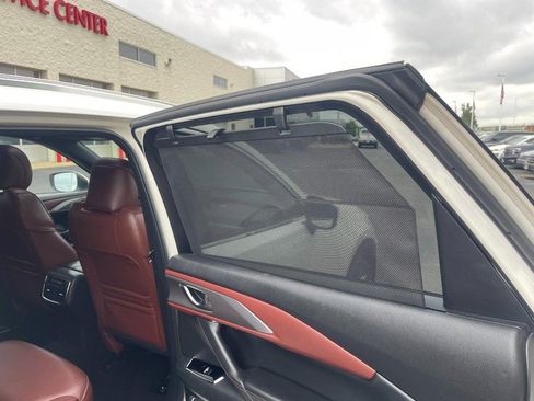 Used 2018 MAZDA CX-9 Signature AWD/4WD image 19
