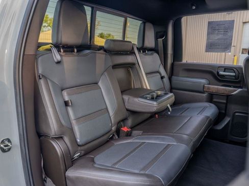 Used 2020 GMC Sierra 3500 Denali w/ Denali Ultimate Package AWD/4WD image 31