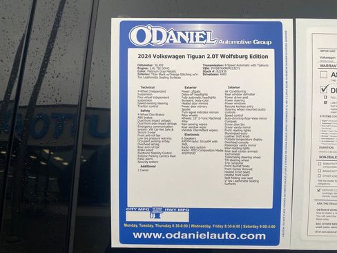 Used 2024 Volkswagen Tiguan Wolfsburg Edition image 32