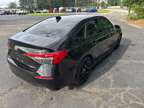 Used 2024 Honda Civic Sport image 5