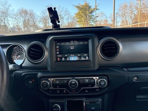 Used 2023 Jeep Wrangler Sport image 16