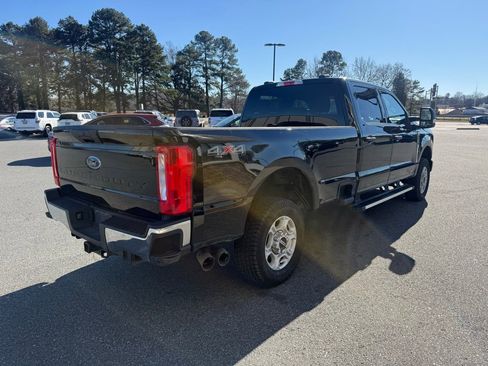 Used 2025 Ford F250 XLT image 7