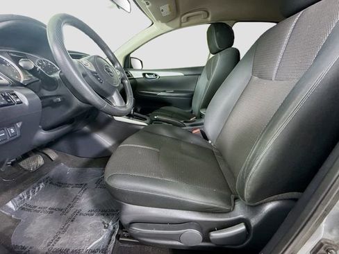 Used 2018 Nissan Sentra S w/ S Midnight Style Package image 19