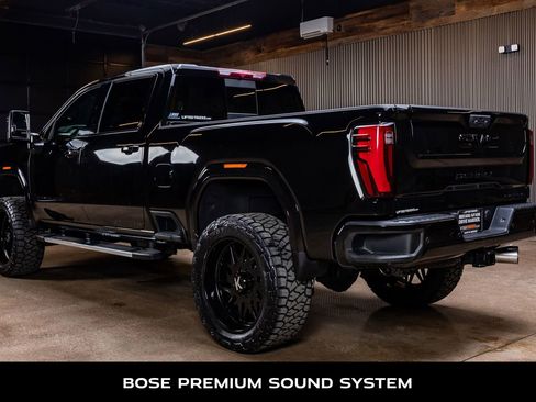 Used 2025 GMC Sierra 2500 Denali image 7