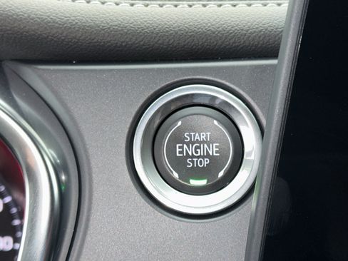 Used 2025 Chevrolet Blazer LT AWD/4WD image 24