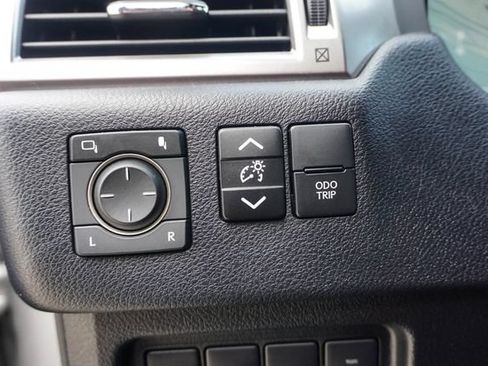 Used 2023 Lexus GX 460 Premium w/ Premium Package AWD/4WD image 19