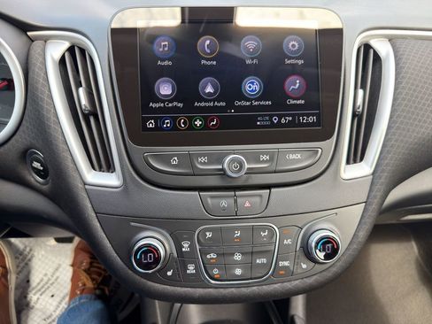 Certified 2022 Chevrolet Malibu LT image 24