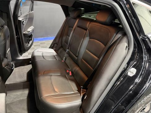 Used 2020 Chevrolet Malibu Premier FWD image 22
