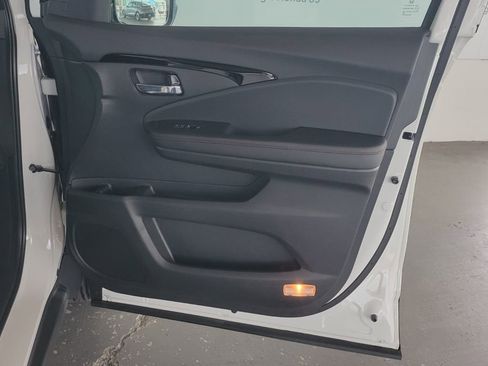 New 2026 Honda Ridgeline Black Edition image 28