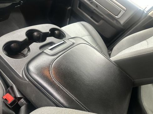 Used 2024 RAM 1500 Classic SLT image 22